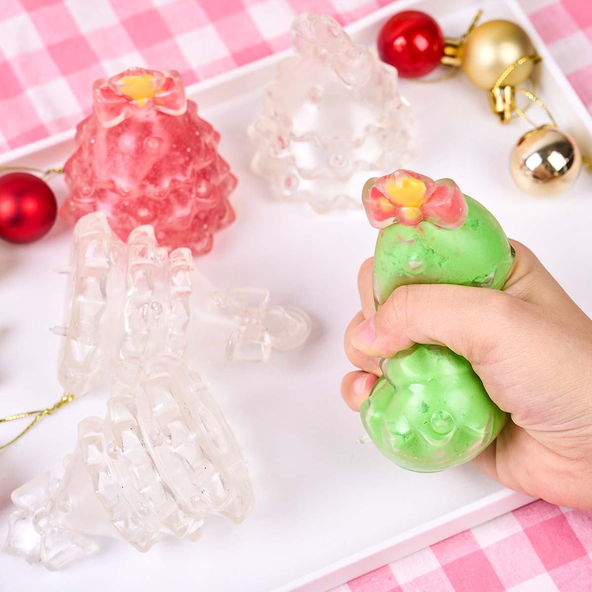 3D 크리스마스 트리 모양 TPR 속이 빈 볼 스킨 D - Christmas Tree Artificial 리뷰 및 가격